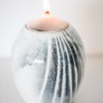 Susanne Keramik & Foto – Stor oljelampa som brinner med vacker låga