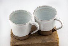 Små nätta kaffekoppar, dessa små tunna, söta raringar rymmer ca. 2 dl.