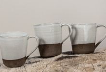 Små nätta kaffekoppar, dessa små tunna, söta raringar rymmer ca. 2 dl.